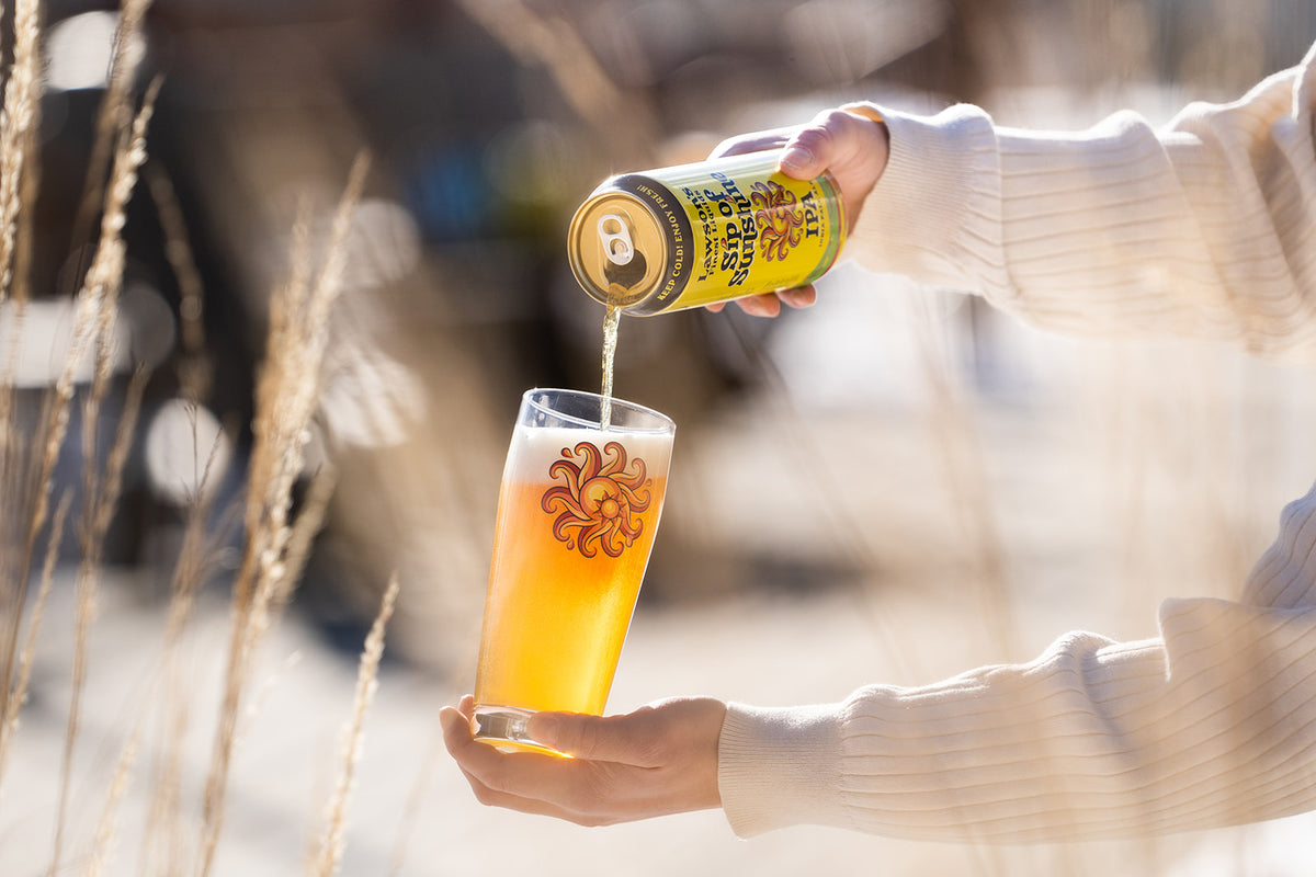 Willie Becher Pint Glass – Lawson's Finest Liquids